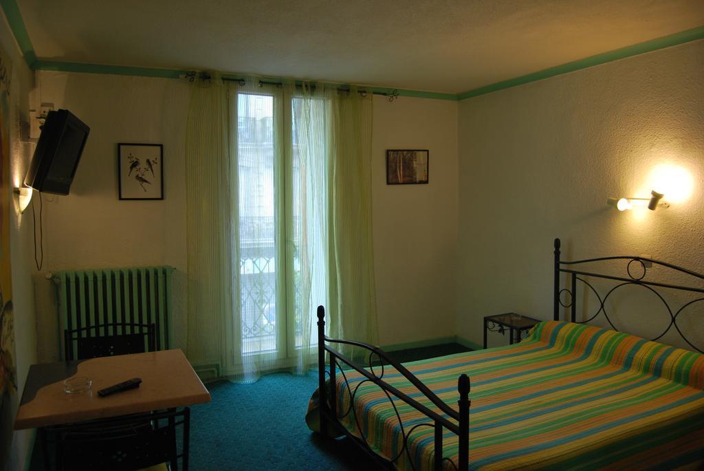 Le Revelois Restaurant Hotel Béziers Habitación foto